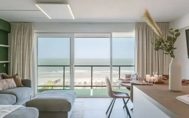 Frontal Seaview Apartment in Blankenberge