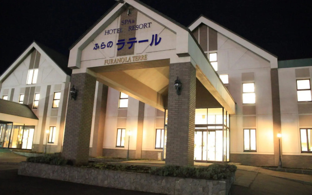 hotelImage