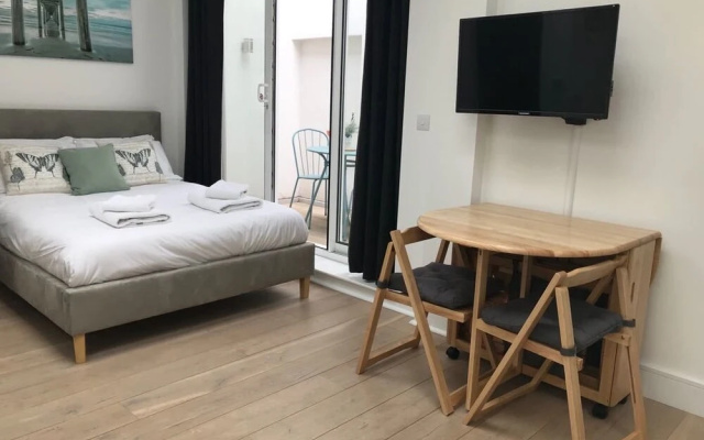 Cosy Felgate Mews Apartment - STD
