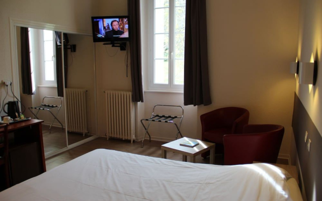 Logis Hôtel des Thermes