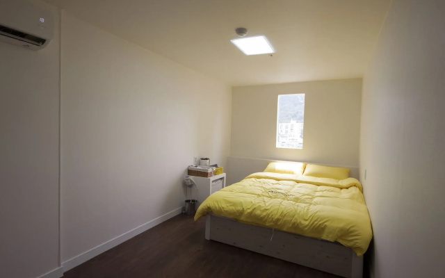24 Guesthouse Myeongdong Town