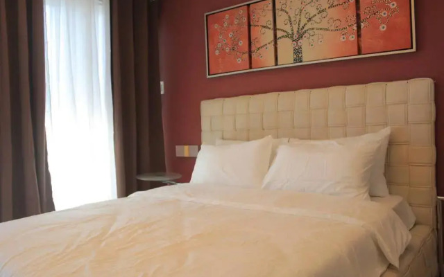A2J BGC Luxury 1BR Suite Near Burgos Circle & Mall