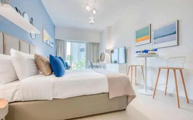 Capital Living On Reem: The Arc Towers