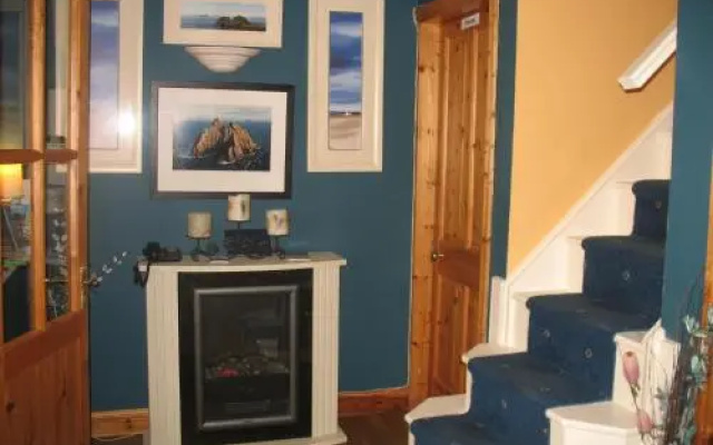 Beach Cove Lodge