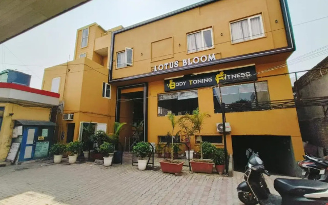 Hotel Lotus Bloom