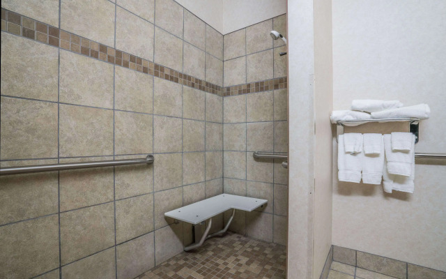 Days Inn by Wyndham Fargo/Casselton