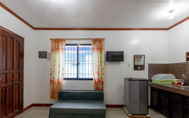 ZEN Rooms Eunas Siargao