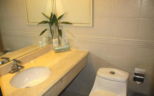 Chaoyang Hotel