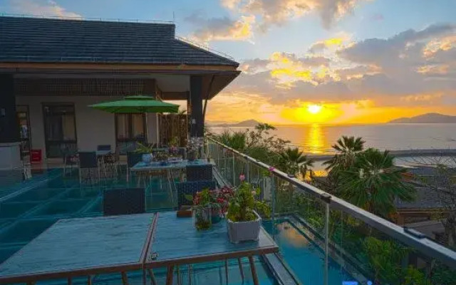 Mountaintop Club Hotel
