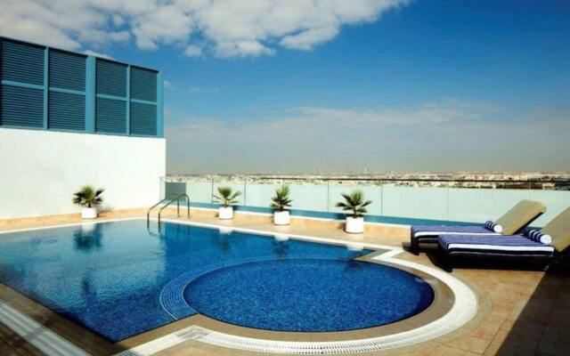 Radisson Blu Hotel Apartments Dubai Silicon Oasis 2