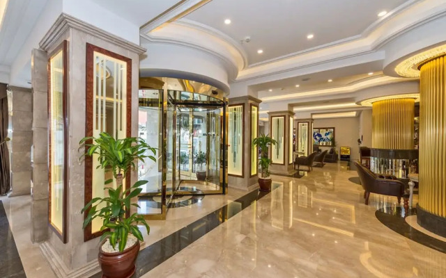 Grand Tahir Restaurant