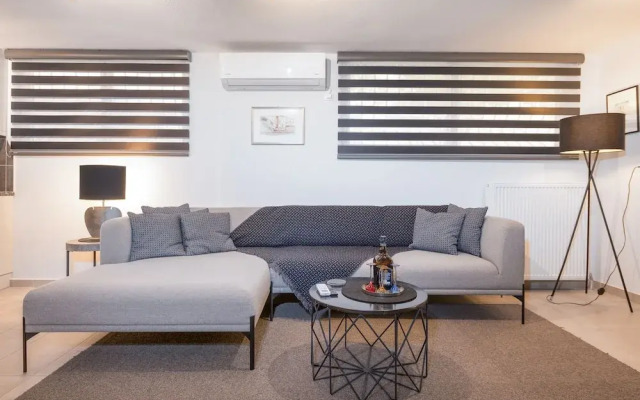 Glyfadas Luxury Design Apartments