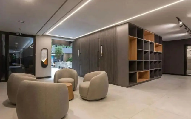Beach Haus by Azzure Homes