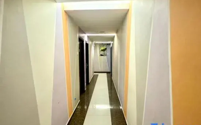 Swing & Pillows @ Sky Star, KLIA 1 KLIA 2, Sepang 【Late Check Out Available + Open 24-Hour】
