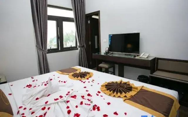 Moc Tra Hotel Bai Chay Ha Long