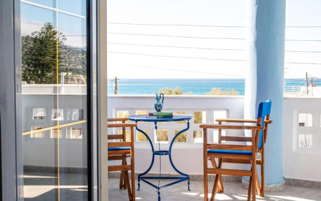 Doria's Seaview Apartment at Keratokampos I
