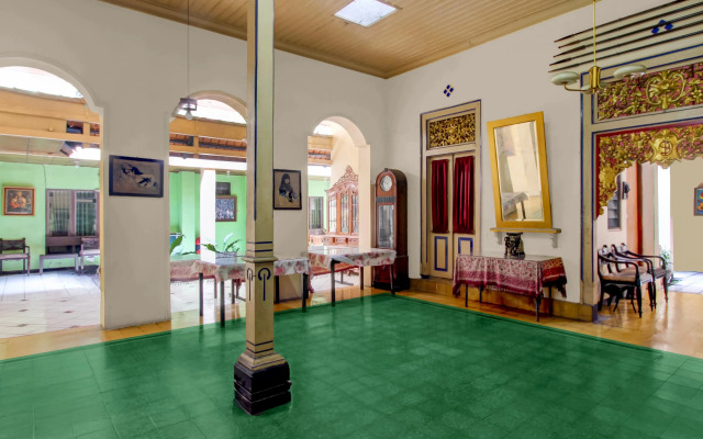 OYO 95140 Metro Guest House