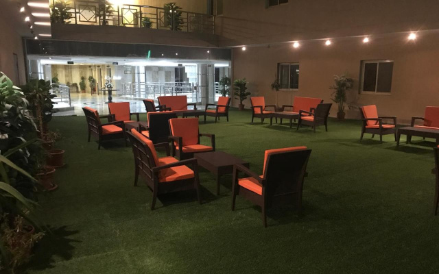 Narjes Al Hadeqa Hotel