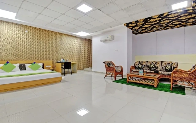 FabHotel RDGR Saalt
