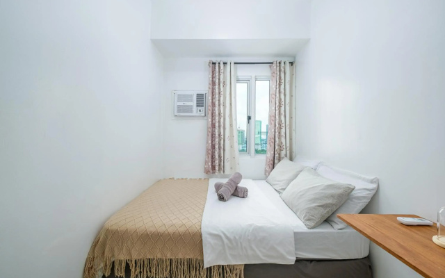 2-Bedroom QC SM North EDSA Condo Pool