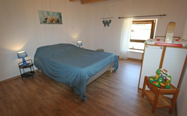 Gite Champ-le-Duc, 5 pièces, 10 personnes - FR-1-589-335