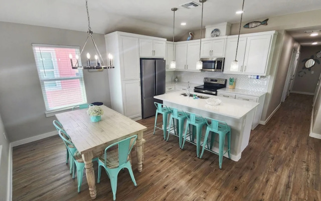 The Blue Heron by Silver Sands Vacation Rentals