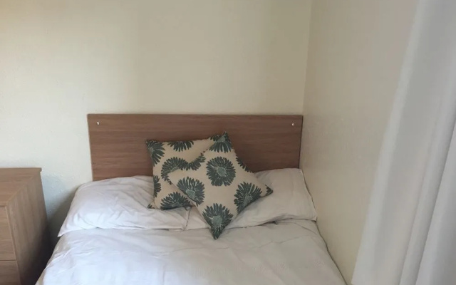 Destiny Student Meadow Court - Campus Accommodation