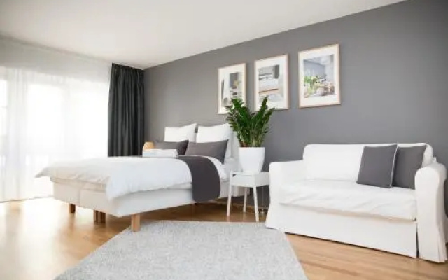 Studio 44 Apartments