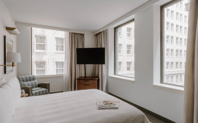 Central Loop Hotel
