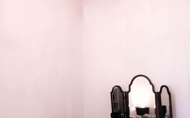 Eleonora Room & Breakfast