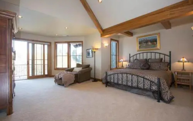 Drake Park Villa-On River-3BR/2.5B