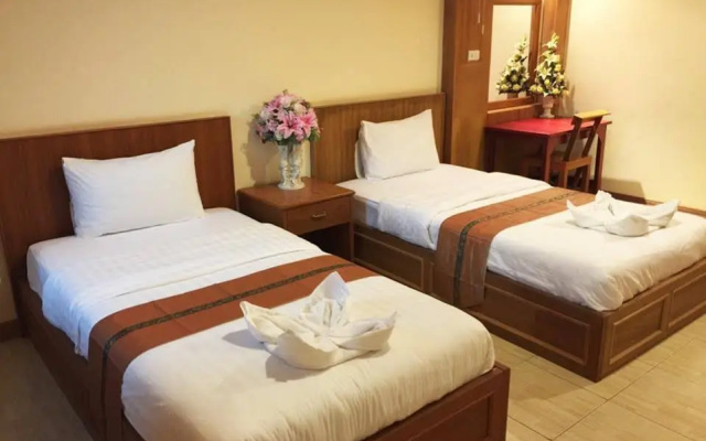 Pakkhat Grand Resort