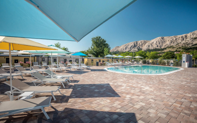 Baska Beach Camping Resort