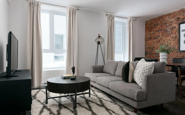 Hip Old Montreal Suites by Sonder