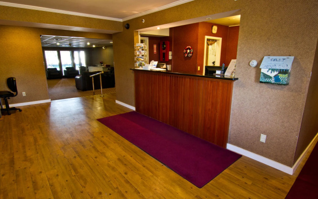Sandwich Lodge & Resort