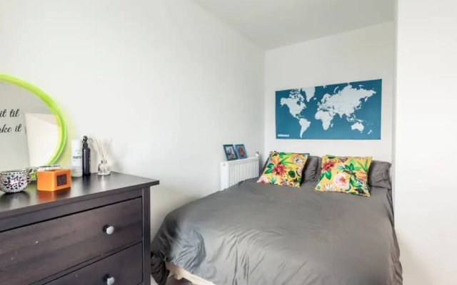 Modern 2 Bedroom Flat in Zone 1