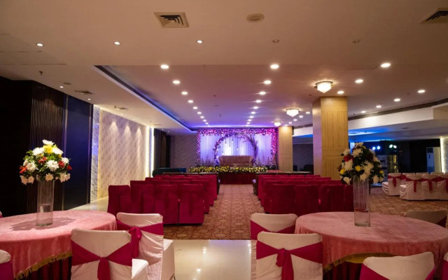 Hyphen Premier Meerut