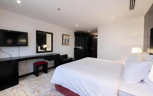 Mira Business Hotel