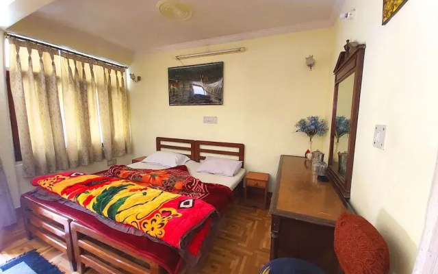 Goroomgo Naini R R Residency Near Mall Road Nainital