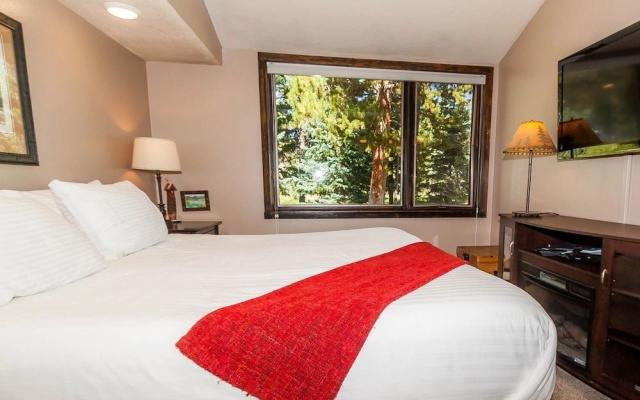 Pines #2039 - 2 Br Condo