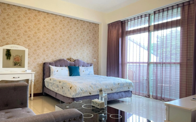 Holiday Homestay