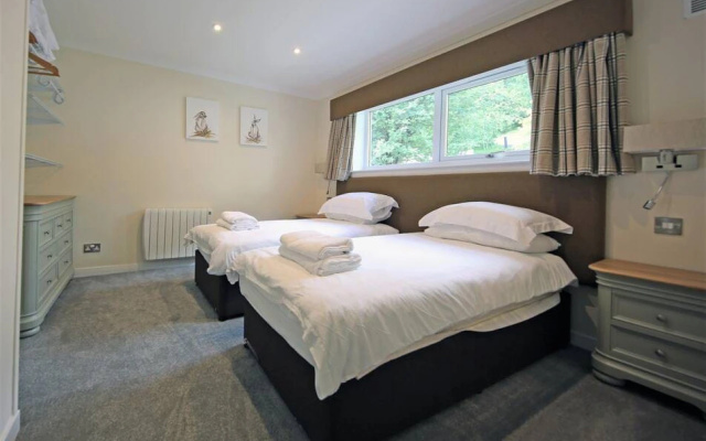 Loch Rannoch Pine Marten Lodge 3