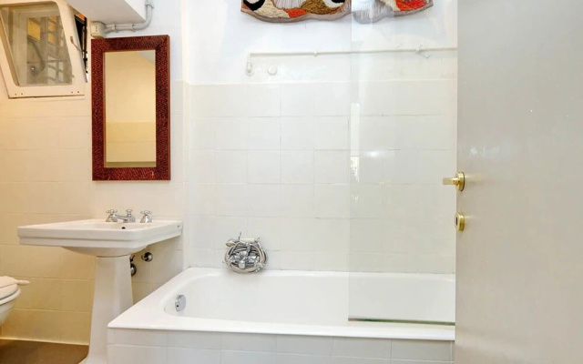 Spanish Steps Lovely Apartment