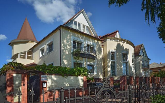 Отель Guest house Tveritsy Ярославль вид на фасад