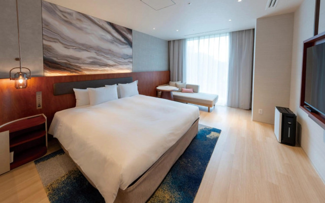 Hotel Springs Makuhari Premier