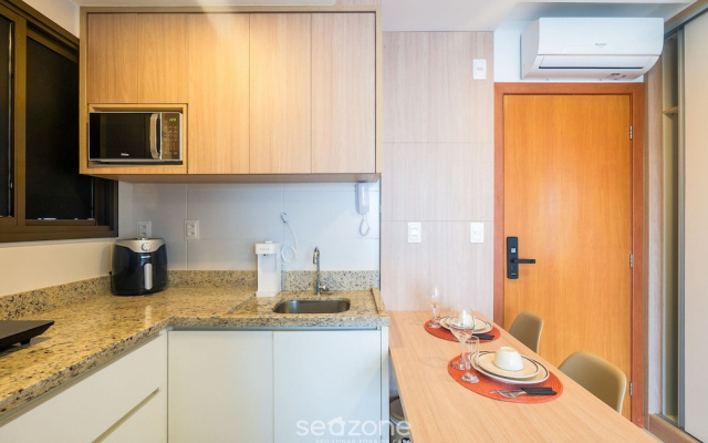 Studio in Condo w/ Pool and Gym Ftw1106