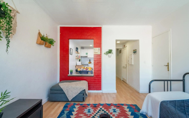 Large Flat w/ Terrace | Ace Location @ Aliados
