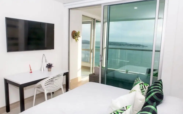 1 Bedroom Ocean View Apartment