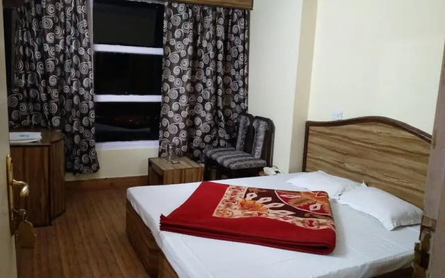 Hotel Amar Palace