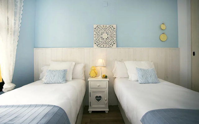 Heavenly & Ocean Blue Apartment